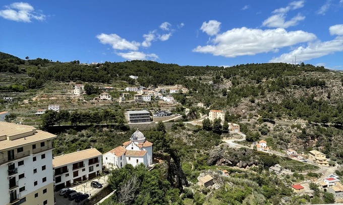 Lucena del Cid Apartment | Cozy Vacation Apartment in Lucena del Cid - Pet Friendly