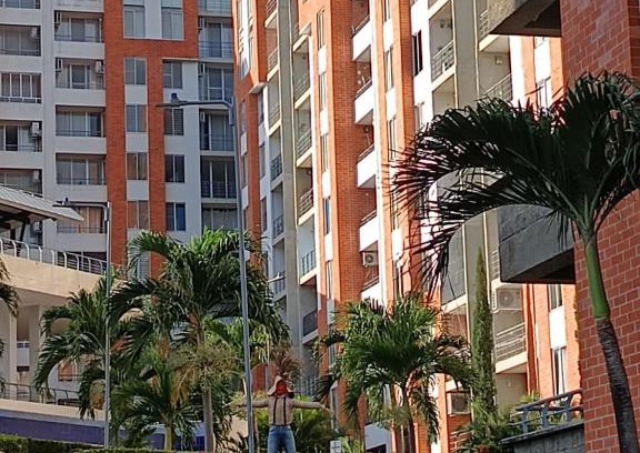 Girardot Apartment | Family-Friendly Apartment in Girardot with Pools & Jacuzzis