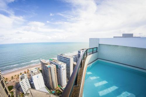 Boa Viagem Apartment | Beachfront Apartment at Praia de Boa Viagem - Rated 9.6/10