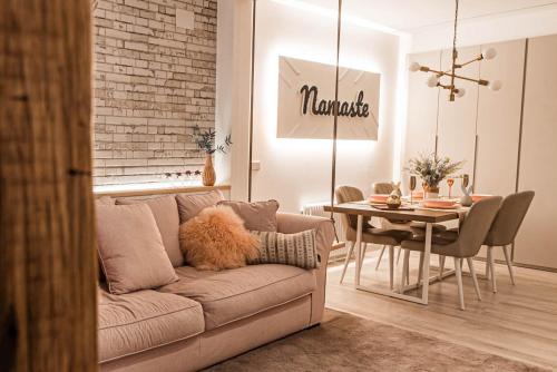 Renteria Apartment | Relaxing Stay at Apartamento Viteri with Hot Tub Amenities