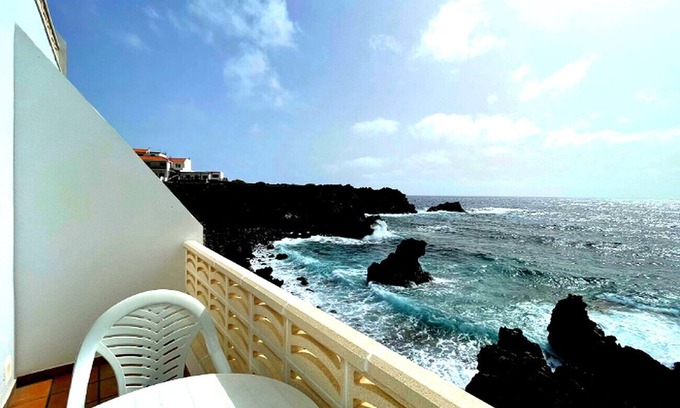 Valverde Apartment | Apartamento with unforgettable views of the sea