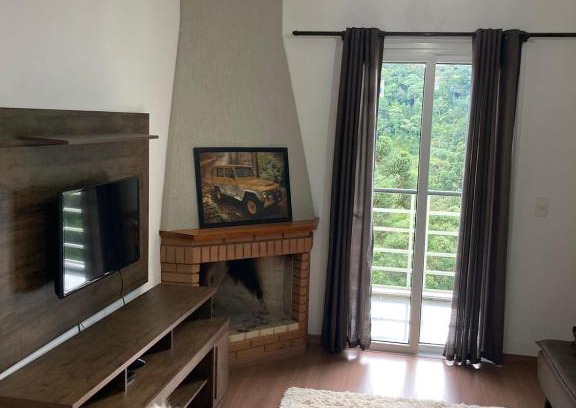 Campos do Jordao Apartment | Guest Rated 10/10: Apartamento YY HIVER with Family Amenities