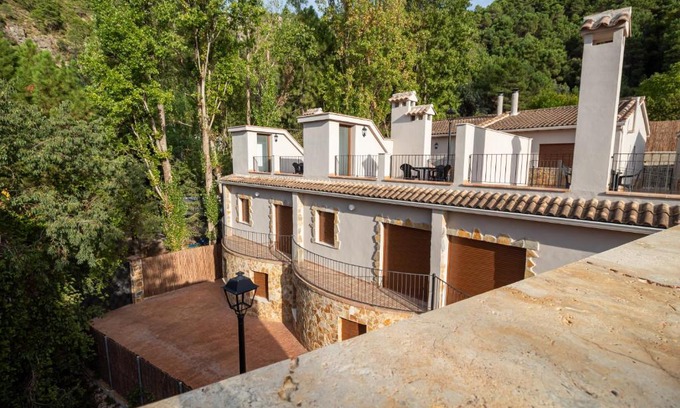 La Iruela Apartment | Experience Comfort at Apartamentos 7 Puentes in Cazorla