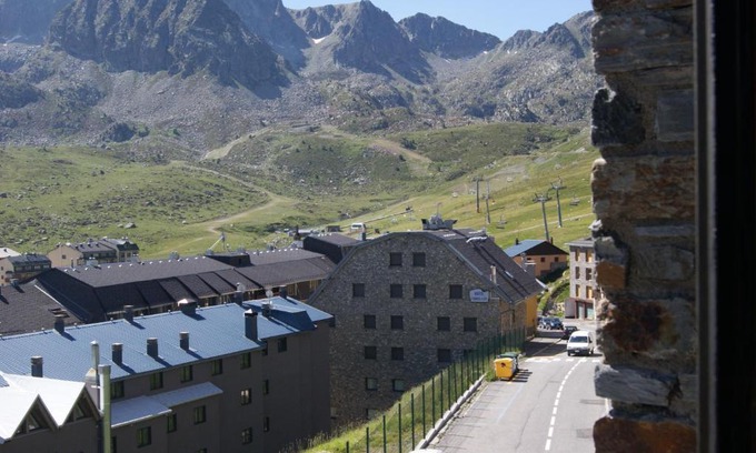 Pas de la Casa Apartment | Family-Friendly Stay at Apartamentos Borruscall