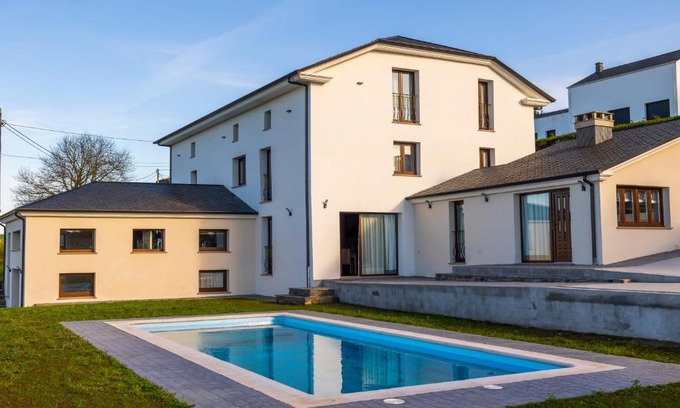 Navia Apartment | Discover Casona del Campo: 4-Star Oceanfront Retreat