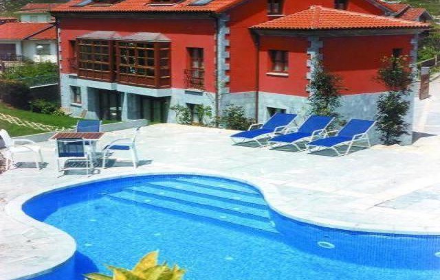 Poo Apartment | Relaxing Stay at Apartamentos Cueto Mazuga I with Pool & Spa