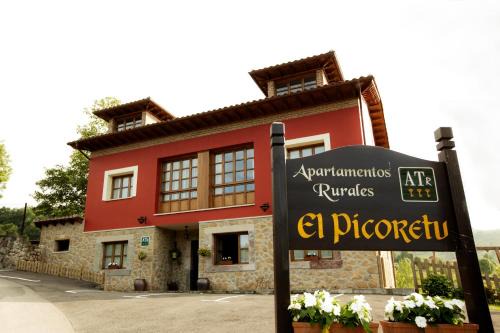Mestas de Con Apartment | Family-Friendly Stay at Apartamentos El Picoretu - Rated 9/10