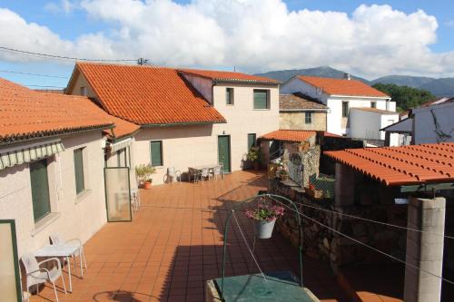 Puebla del Caraminal Apartment | Pet Friendly APARTAMENTOS OUTEIRO with High Guest Ratings