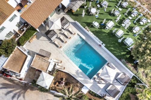 Calo de Sant Agusti Apartment | Pet-Friendly Retreat at Apartamentos Es Caló - Rated 8.7/10