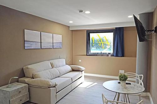 Maliano Apartment | Pet Friendly Hi Apartamentos Santander: Cozy Family Retreat