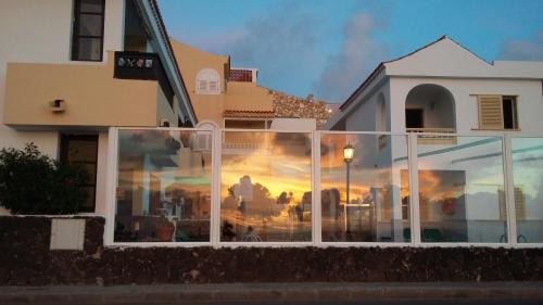 El Cotillo Apartment | Oceanfront Apartamentos Juan Benítez with Pool & Great Reviews