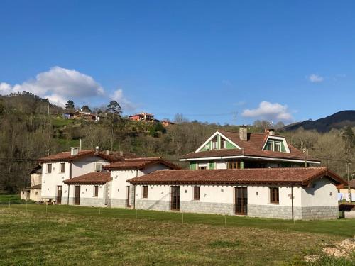 Soto de Cangas Apartment | Inviting Apartamentos La Presa El Molin - 8.9/10 Rated