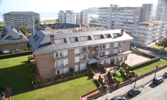 Laredo Apartment | Family-Friendly Retreat at Apartamentos La Terraza