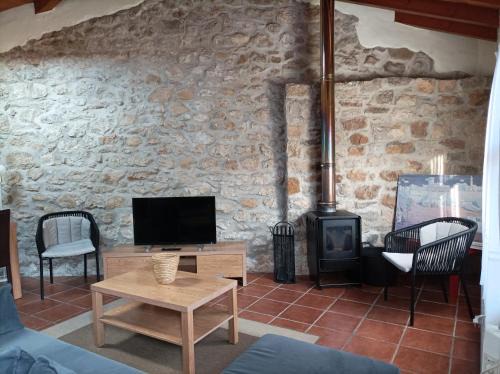 Muriedas Apartment | Family-Friendly Stay at Apartamentos Las Cuadras de Estaños
