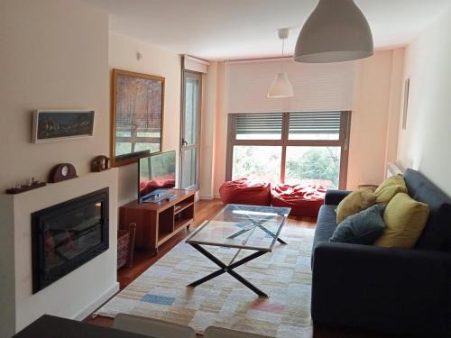 Latas Apartment | Pet-Friendly Apartamentos Las Margas in Sabiñánigo