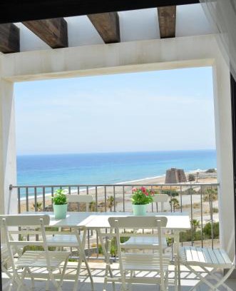 Playa Macenas Apartment | Oceanfront Apartamentos Macenas: Pet-Friendly Retreat