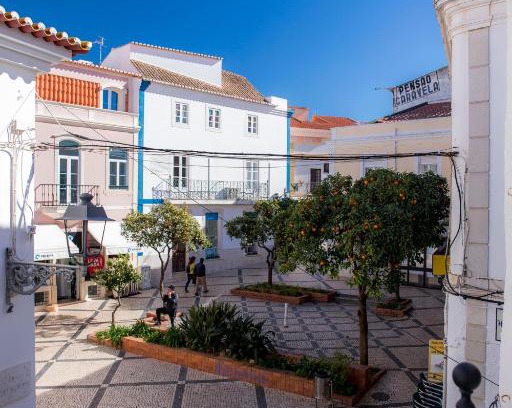 Lagos City Center Apartment | Family-Friendly Stay at Apartamentos Marreiros Neto, 9.2/10