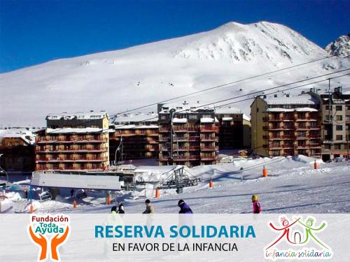 Pas de la Casa Apartment | Pet-Friendly Apartamentos Paradis Blanc with Hot Tub Access