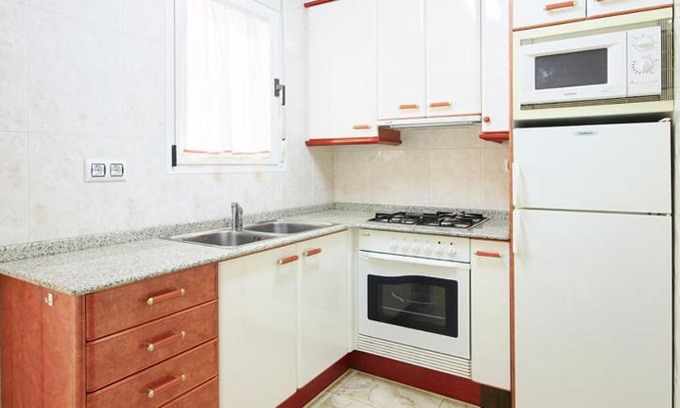 Valderrobres Apartment | Family-Friendly Stay at Apartamentos Querol – Guest Rated 9.5