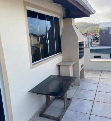 Ingleses Centro Apartment | Oceanfront Retreat: Apartamento Cobertura e Térreo Ingleses