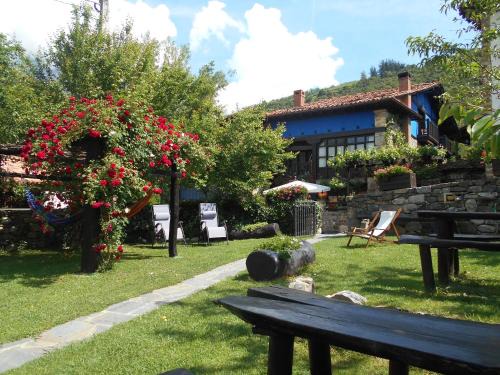 San Pelayo Apartment | Family-Friendly Stay at Apartamentos Samelar - 9.5/10 Rated