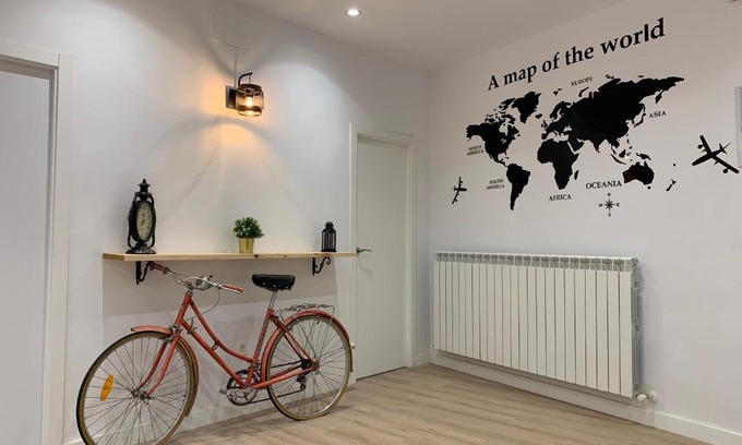 La Corredoria y Ventanielles Apartment | Pet-Friendly Retreat at Apartamentos Santullano 1
