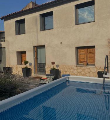 Penafiel Apartment | Discover Oceanfront Bliss at 3 Lienzos - Rated 9.2/10