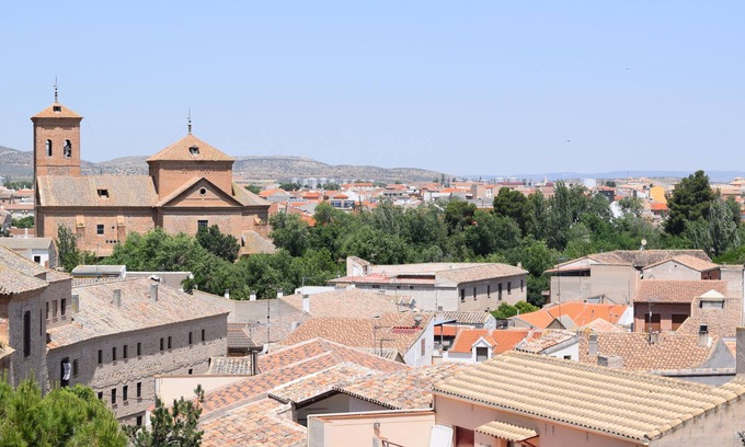 Consuegra Apartment | Pet-Friendly Comfort at Apartamentos Turísticos La Vida De Antes