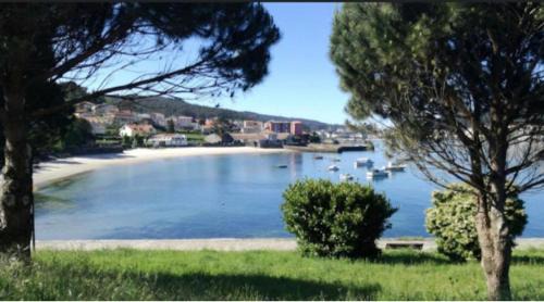 Corcubion Apartment | Comfortable CHUS 2 Apartments with Oceanfront Views