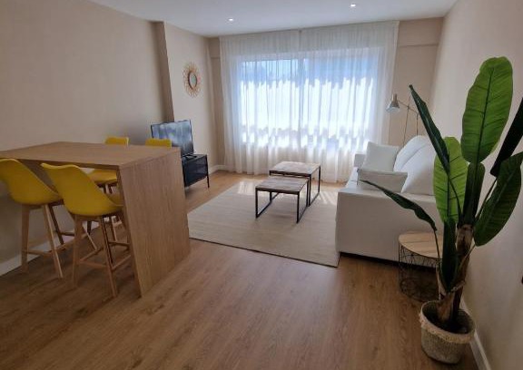 Monforte de Lemos Apartment | Family-Friendly Stay at Apartamentos Turísticos MENCÍA