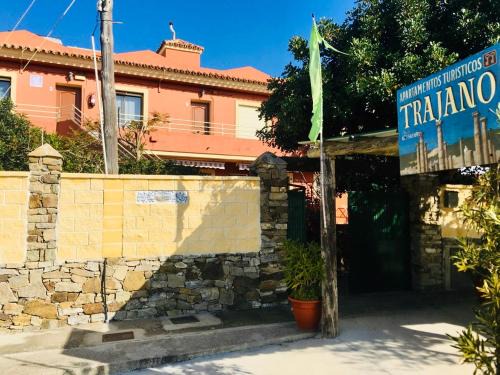 Bolonia Apartment | Oceanfront Apartamentos Turisticos Trajano with Breakfast