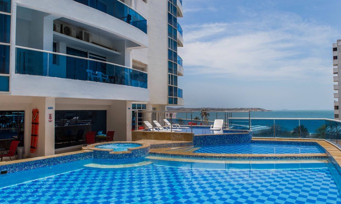 El Laguito Apartment | Relaxing Escape at Unik Cartagena Edificio Poseidon Hotel