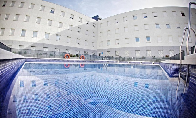Bormujos Apartment | Relaxing Stay at Apartamentos Vértice Sevilla Aljarafe