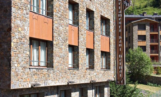 Canillo Apartment | Accessible Comfort at Apartaments Sant Bernat - Rated 8.6