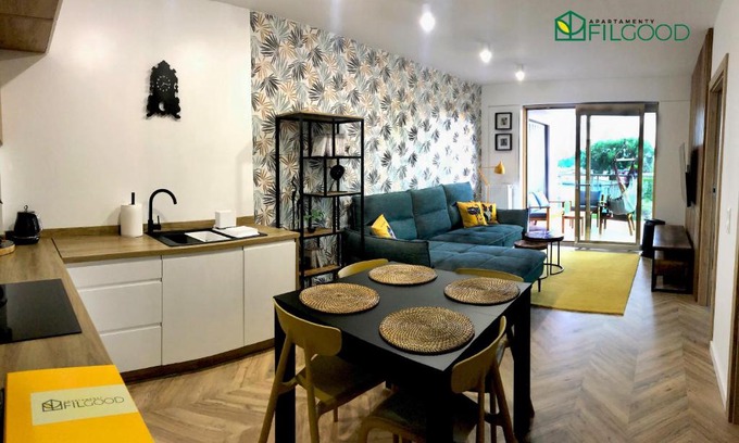 Wałcz Apartment | Experience Apartamenty FilGood: Oceanfront Bliss Awaits