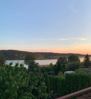 Wiele Apartment | Family-Friendly Rooms with Lake Views at Wielewskie