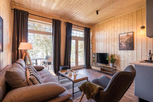 Trygort Apartment | Pet-Friendly Oceanfront Retreat: Apartamenty Leśna Przystań