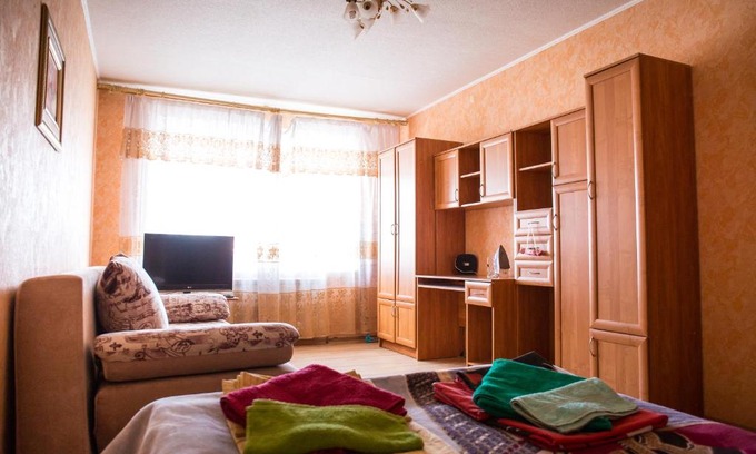 Smolensk Apartment | Accessible Comfort at Apartamenty na Kolkhoznoy