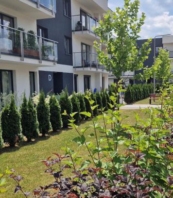 Brzezinka Apartment | Family-Friendly Stay at Apartamenty Parkowe D9 - Rated 9.6