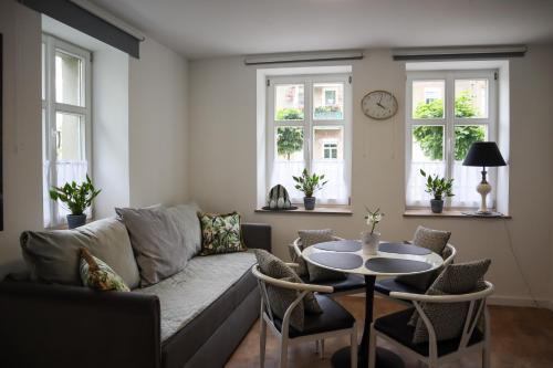 Bogatynia Apartment | Pet-Friendly Apartamenty Pocztowe with Great Guest Ratings