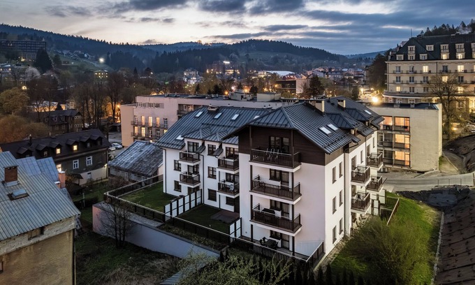 Krynica-Zdroj Apartment | Cozy Apartments in Central Location with Family Amenities