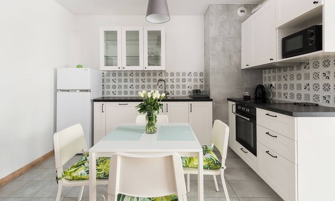 Grzegorzki Apartment | Cozy Apartment Retreat: Sun & Snow Wislane Tarasy