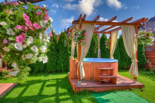Krynica-Zdroj Apartment | Top-Rated Apartamenty u Romana with Pet-Friendly Amenities