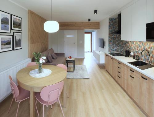 Czorsztyn Apartment | Top-Rated Apartamenty u Znańca: Family-Friendly Getaway