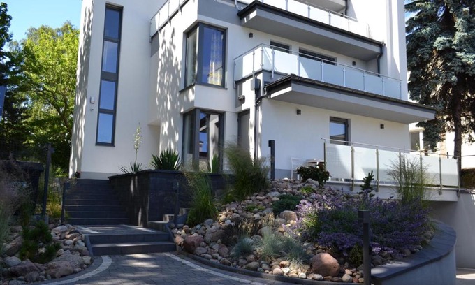 Orlowo Apartment | Cozy Willa Nawigator: Pet-Friendly Retreat with Top Ratings