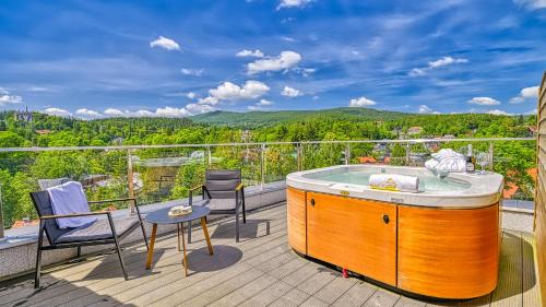 Szklarska Poreba Apartment | Relaxing Stays at Stone Hill Resort VIP with Pool & Ocean Views