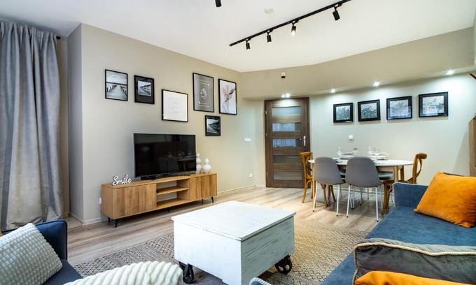 Radom Apartment | Discover ApartamentySnu: Central Stay with Parking
