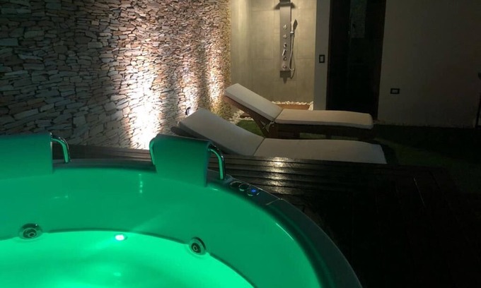 Sopetran Cabin | Inviting Apartasol with Private Jacuzzi in San Jerónimo