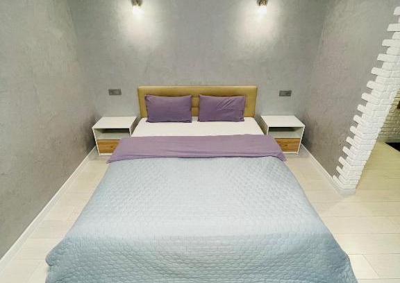 Krivoy Rog Apartment | Pet-Friendly Suite in the Heart of Гагарина 72