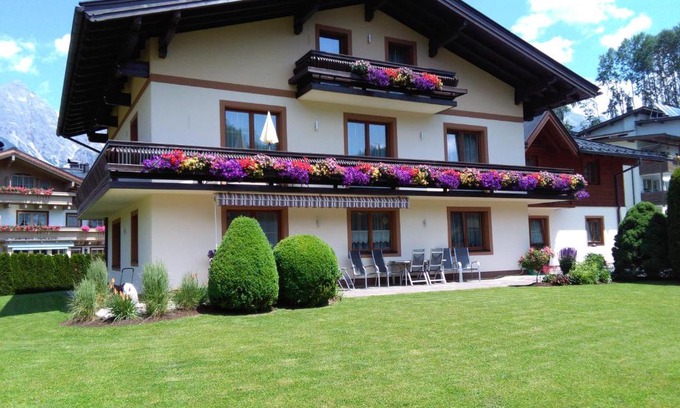 Maria Alm am Steinernen Meer Apartment | Family-Friendly Getaway at Apartements Birkenhof, 9/10 Rating